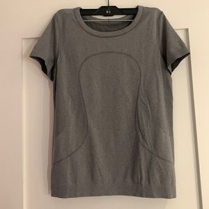 Grey Lululemon t-shirt, size 6